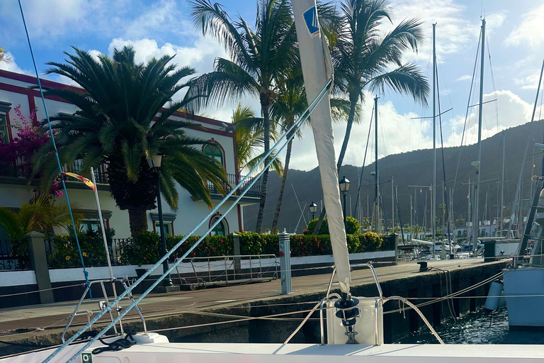 Gran Canaria: Catamaran tour with lunch on unspoiled beaches
