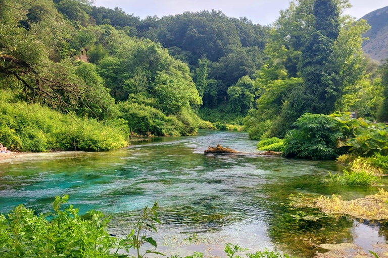 من تيرانا: جزر كساميل، ساراندا، ورحلة ليوم واحد إلى بلو آي