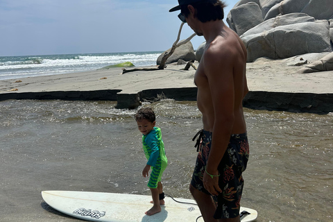 Huatulco: Surf Lesson with surf instructor. All Levels