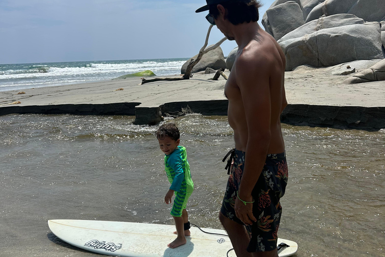 Huatulco: Surf Lesson with surf instructor. All Levels