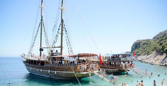 Kuşadası: Full-Day Boat Trip With Lunch and Swimming