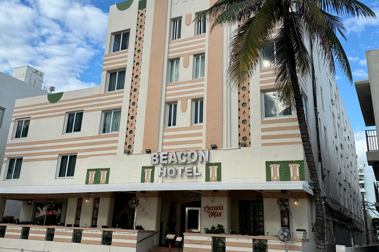 Art déco i świętowanie zachodu słońca – wycieczka piesza po Miami BeachArt déco i zachód słońca – wycieczka piesza po Miami Beach