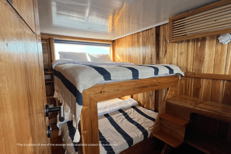 Komodo Island: Private 4–Day Trip with Phinisi Boat & Hotel