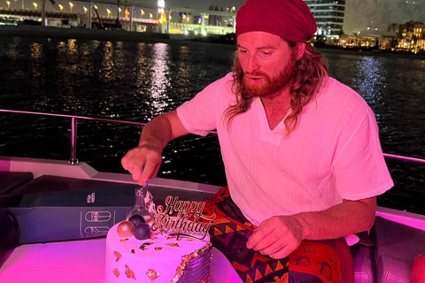Private Luxury Yacht Tour Dubai BEST VALUE: 3 Hours + Complimentary e-Shisha