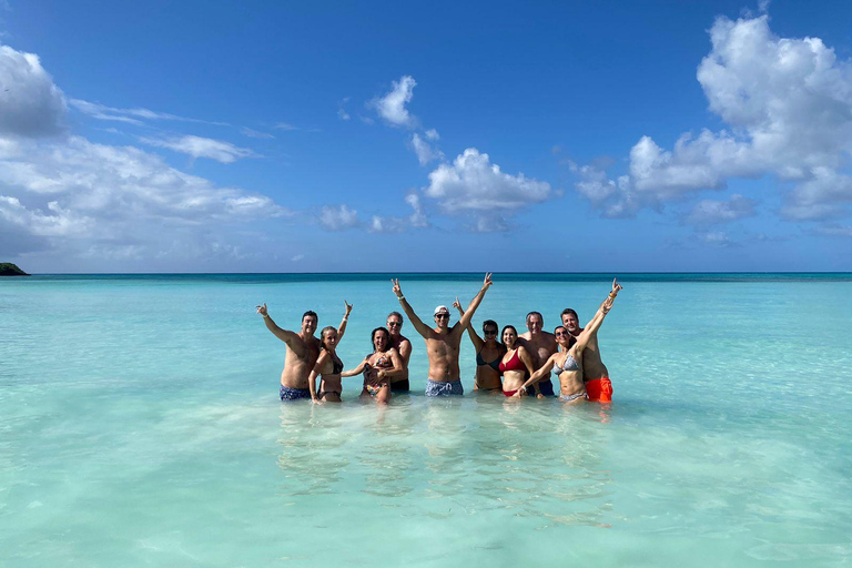 Punta Cana : Saona Island VIP 4 first class beach and sunsetBook with 20us and pay 100 us on the day of the tour.