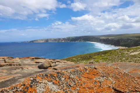 Adelaide: Deluxe 2 Day Kangaroo Island Tour with Hotel