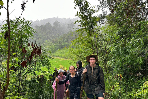 Chiang Mai: 2-Days Jungle Trek, Waterfalls and Karen Village