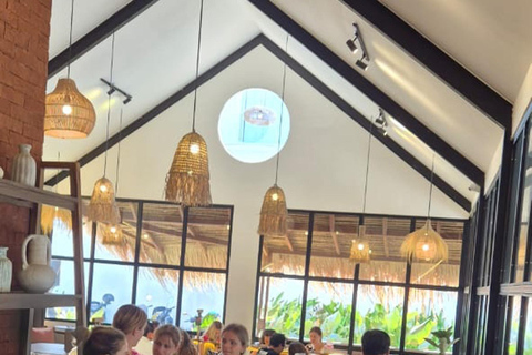 Uluwatu: corso di creazione di gioielli in argento con foto ricordoCorso di creazione di gioielli 8 grammi d'argento con foto ricordo