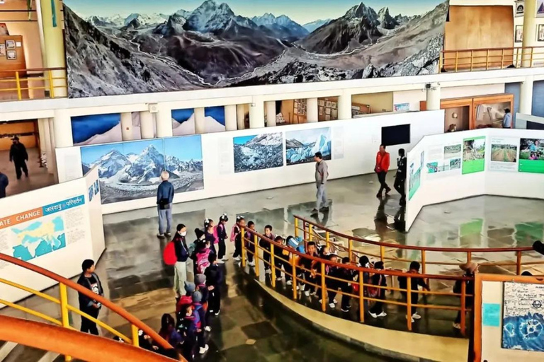 Kathmandu and Pokhara Sightseeing Tour – 5 Days In nepal