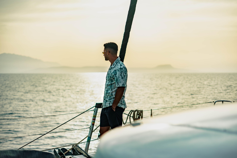 Premium Sunset Cruise Rethymno Golden Hour, Open Bar & Tapas
