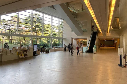 Hiroshima: Art and Hidden Streets Guide Tour Hiroshima: Art and Hidden Streets Guide Tour