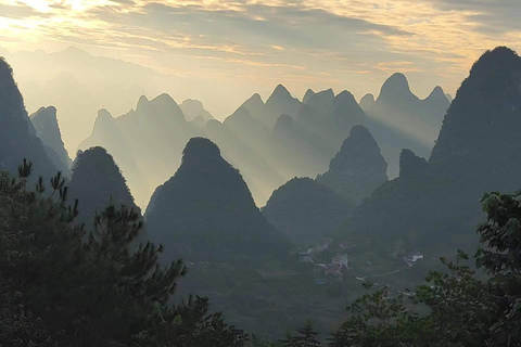 Guilin to Zhangjiajie 5D4N Private TourWith the Self-Guided Tour