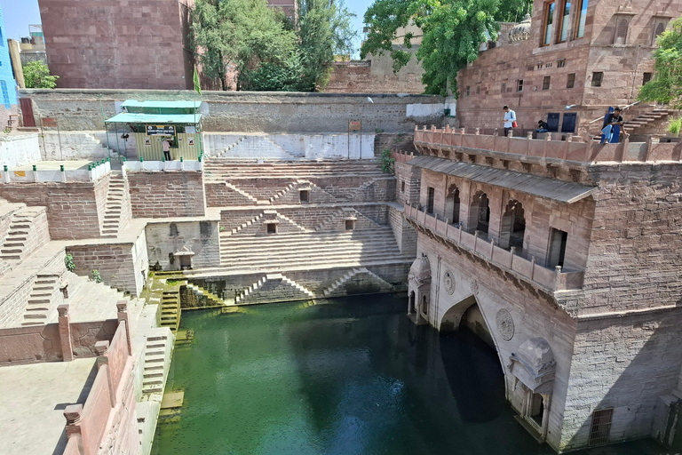 Guided Pvt Tour: Jodhpur Fort, Blue City, Clock Tower & More Jodhpur Unveiled : Guided Tour of Highlights & Hidden Gems