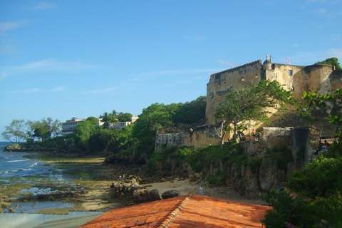 Mombasa: Old Town Walking Tour & Sunset Dhow Cruise Solo Private Tour