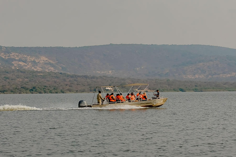 Akagera Wildlife Photography Safari: Big Five & Boat Cruise