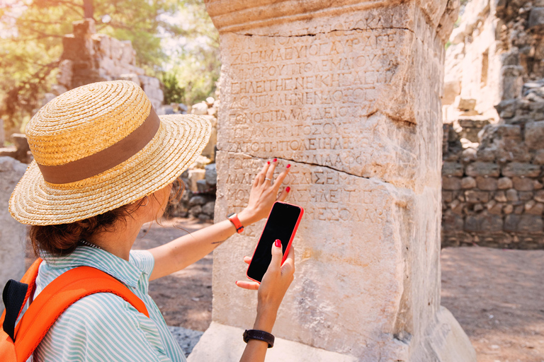 Izmir: Private Guided Ephesus Tour with Skip-the-Line Ticket