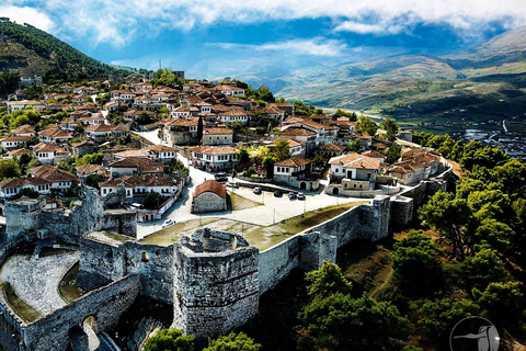 Depuis Tirana : Excursion à Berat, Elbasan et Belsh