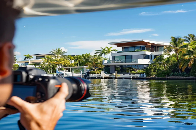 Båttur i Miamis skyline - utsikt över vattnet vid Biscayne Bay