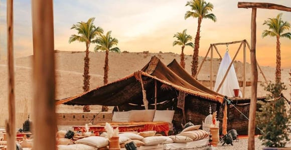 Marrakech : dîner dans le désert d&#39;Agafay, balade à dos de chameau et spectacle du feu