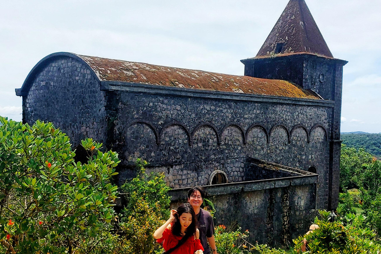Kampot: Bokor Mountain Tour with locals Bokor Mountain Tour with an Experienced Guide