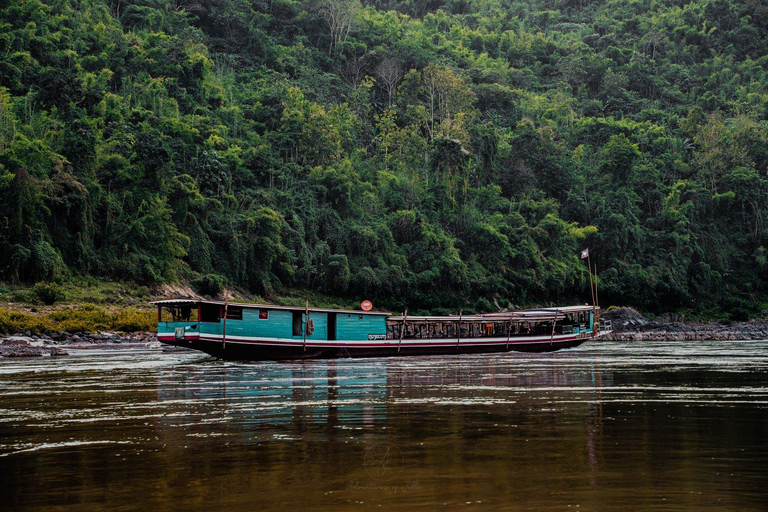 Huay Xai: 2 giorni in barca lenta a Luang Prabang con ...