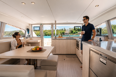 Cartagena: Private Luxury Catamaran Charter by Duration Barú Island Premium Escape • 6H