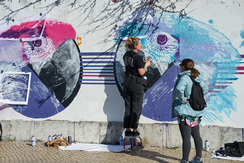 Lisbon: Kickstart Street Art Walking Tour