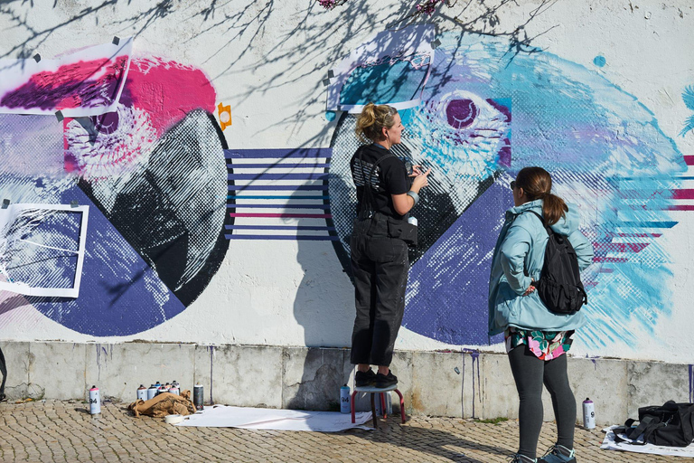 Lissabon: Kickstart vandringstur med gatukonstLissabon: Kickstart Street Art Walking Tour