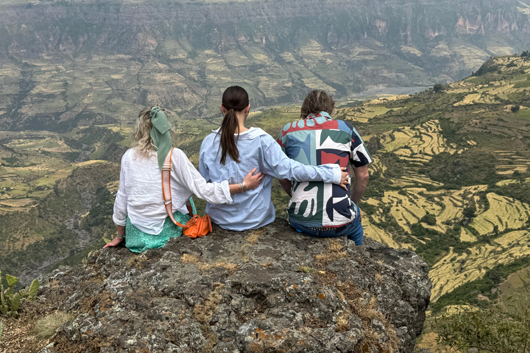 Addis Abeba: 12-tägige Tour durch das Omo-Tal und den Großen Afrikanischen Grabenbruch