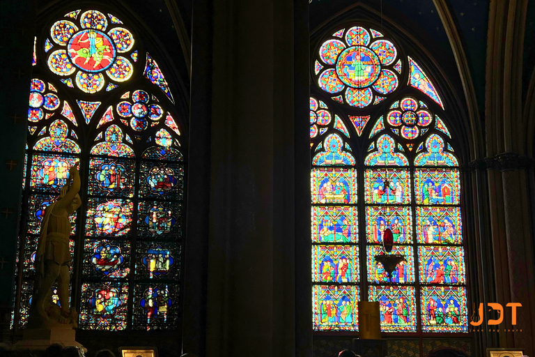 Ekskluzywna wycieczka po Notre-Dame: gotyckie cuda w 1,5 godziny