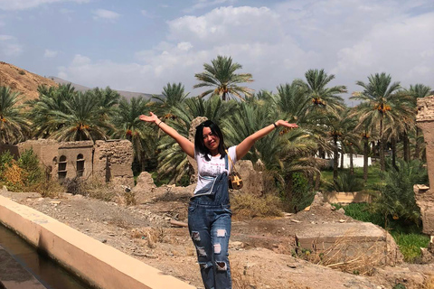Shared Tour: Nizwa Fort, Souq, Birkat Al Mouz & Jebel Akhdar