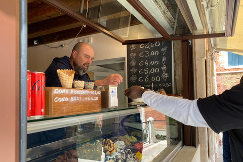 Venice: Cicchetti Street Food and Sightseeing Walking Tour