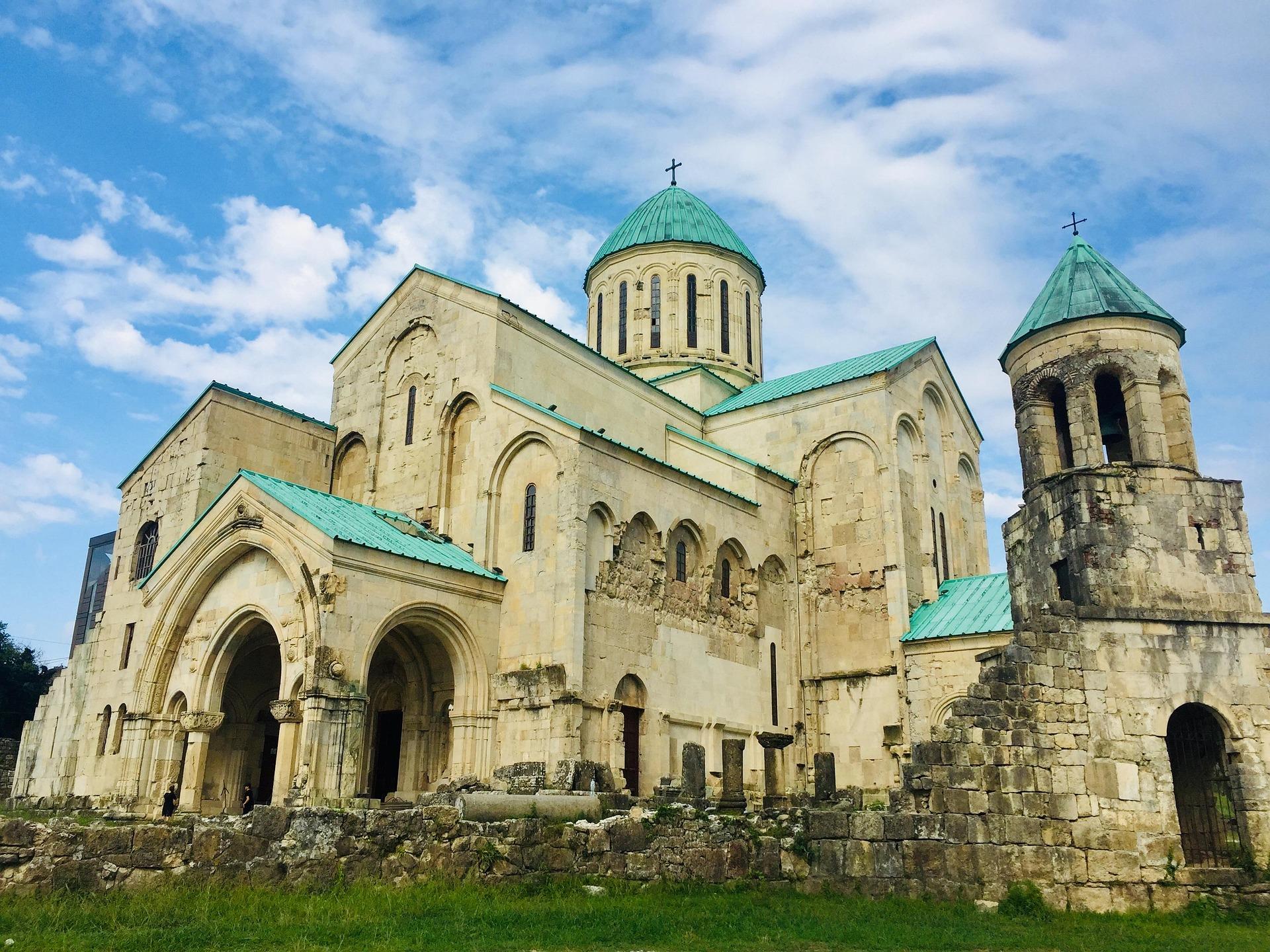Kutaissi: Bagrati & Motsameta – Tour zum religiösen Erbe