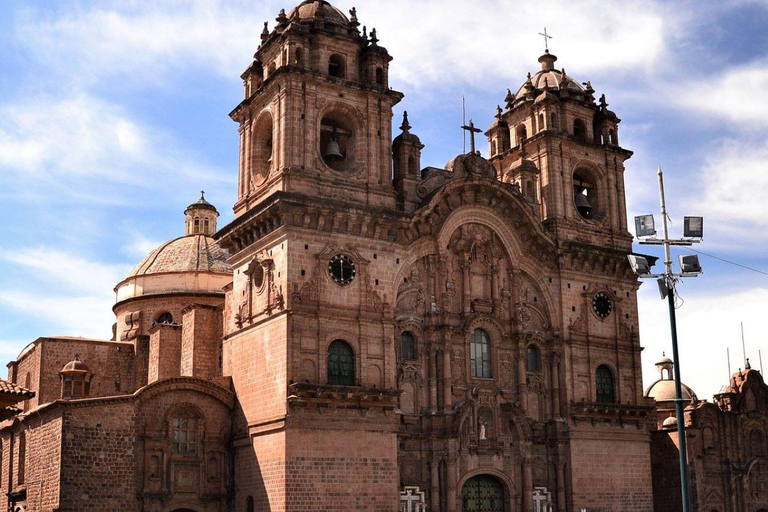 Arkeologiskt äventyr: Stadsvandring till 4 platser i Cusco