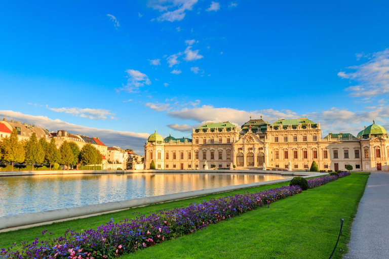 Vienna: Biglietti di ingresso prioritari per il Belvedere Superiore e tour guidato2 ore: Tour in tedesco