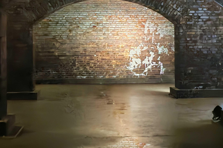 From the roof to the basement – water reservoir on the Mathildenhöhe in Darmstadt From the roof to the basement – water reservoir on Mathildenhöhe hill in Darmstadt