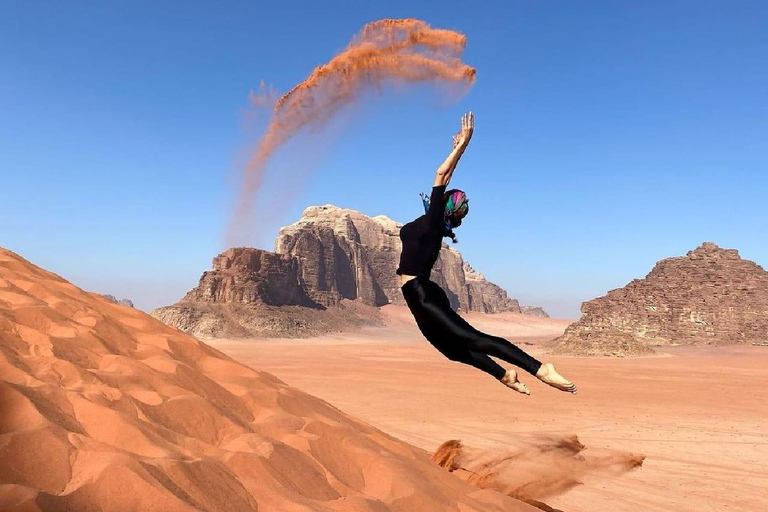 Wadi Rum: 2-Day Jeep Tour, Hiking, and Camping Tour Hot Balloon Tour
