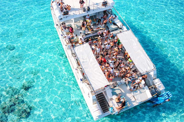 Ibiza: Catamaran Party with DJ, Saxo, Club Ticket & Open Bar STANDARD: Open Bar Sangria & Beer / Club