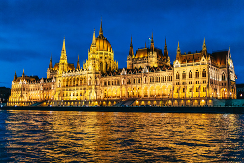 Budapest : Dîner-croisière avec opérette et spectacle folkloriqueDîner à 4 plats