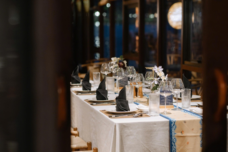 Hue: Luxury Sunset Tea & Dinner Cruise on Perfume River [No Dinner] Luxury Sunset Tea Cruise