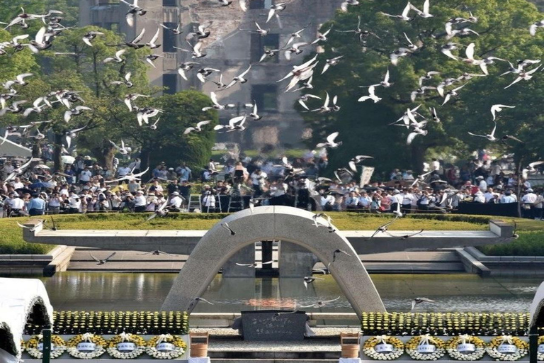 From Osaka: Hiroshima & Miyajima Island Private Guided Tour