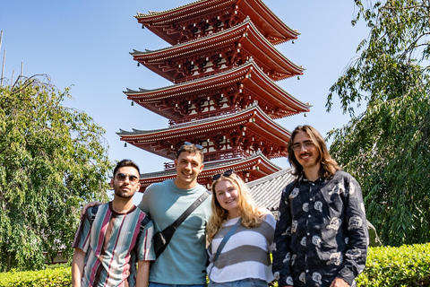 Tokyo : sanctuaires et temples traditionnels et visite des conbiniTokyo : sanctuaire et temple traditionnels avec visite de plusieurs supérettes