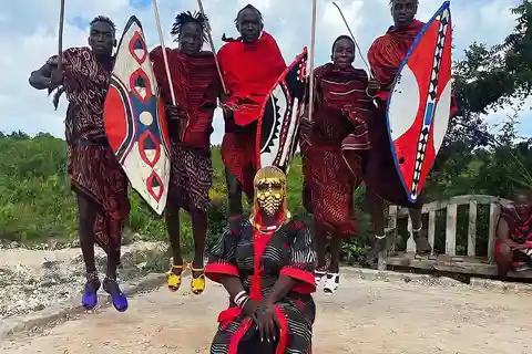 Zanzíbar: Excursión Mundo Maasai+Natación con Tortugas
