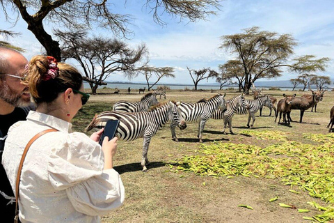 Nairobi:Lake Naivasha, Hell’s Gate & Crescent Island Tour