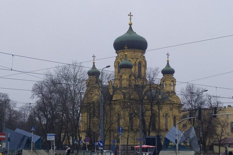 Varsovia Praga -- donde confluyen lo moderno, lo tradicional y lo bohemioSpot en un tour público