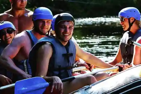 Split: Christliche Rafting-Tour auf dem Fluss Cetina mit Mittagessen