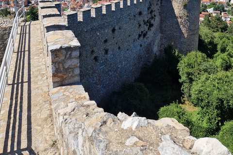 Ohrid: Stadsrondleiding met Johannes in de Kaneo kerk