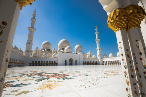 Halve trip van Dubai naar Sheikh Zayed Moskee en terug naar Dubai