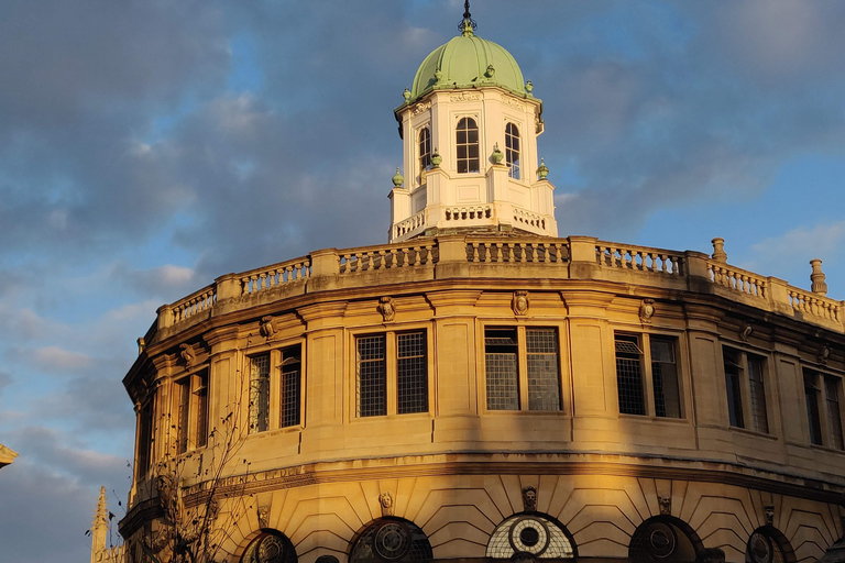 Oxford: Private Guided Walking Tour of University and City Oxford : Guided Walking Tour with optional college visit