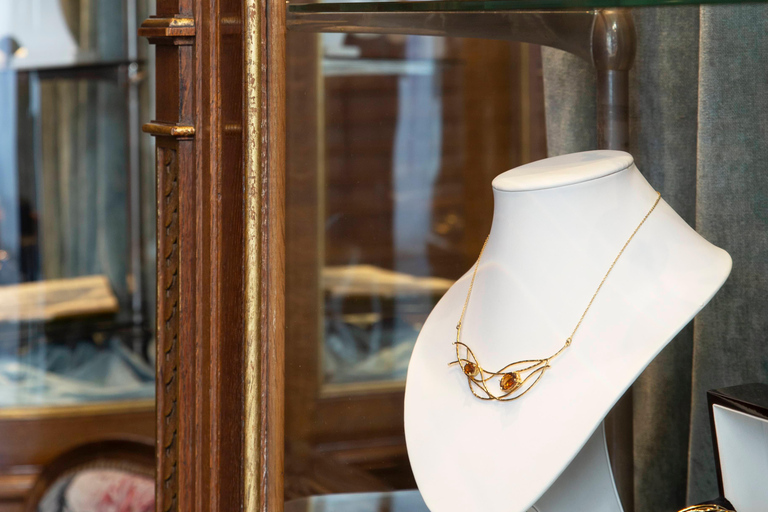 Antwerp: Jewelry Designers Atelier Guided Tour